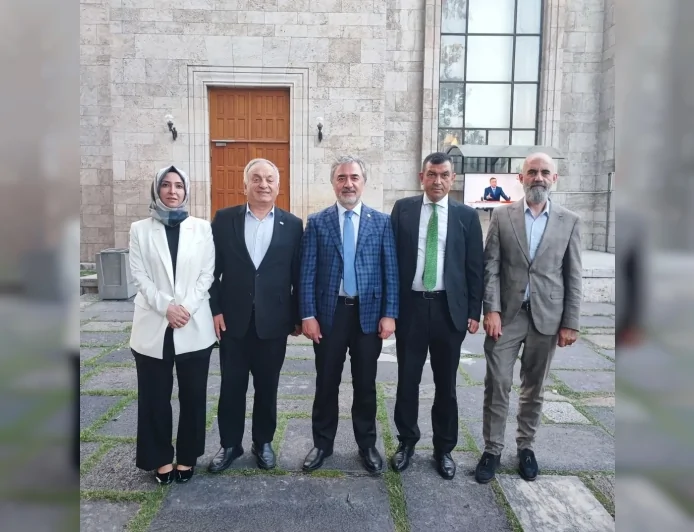 TBMM'de Beyaz Ay Derneği heyetinden anlamlı ziyaret, erişilebilirlik ve sosyal farkındalık üzerine görüş alışverişi yapıldı