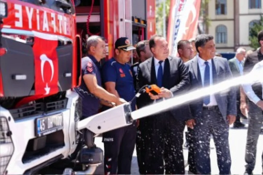 Manisa Büyükşehir Belediyesi Afet ve Yangınlara Müdahale İçin 350 Milyon TL’lik 37 Yeni Aracı Hizmete Aldı.