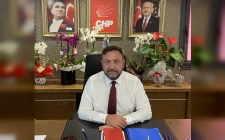 CHP İzmir İl Başkanı Şenol Aslanoğlu Gümrükçü: “‘Ben Olmazsam CHP Olmaz’ Diyenlerin Planları Suya Düştü”