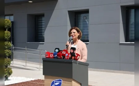 Eskişehir Büyükşehir Belediyesi 200 milyon TL’lik Afet Koordinasyon ve Lojistik Merkezi ile Sofra 26’yı açtı.