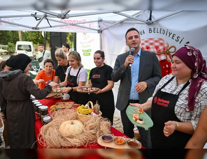 Bornova Belediye Başkanı Ömer Eşki: “Annelerimizin, ninelerimizin usulüyle yapılan organik lezzetler bu festivalde”