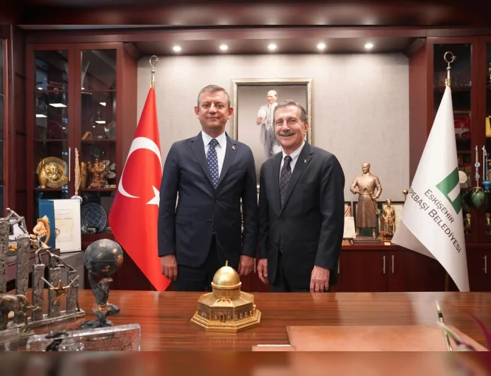 Dt. Ahmet Ataç Tepebaşı Belediye Başkanı CHP’den istifa ettiğini açıkladı “Siyasi mücadelemi sonlandırmıyorum, YENİ Parti’de devam edeceğim”