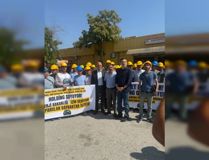 YENİ Parti İzmir Milletvekili Ümit Özlale: “İşçilerin hak arama iradelerini gerekçe göstererek adrese teslim eylem yasağı getirildi”