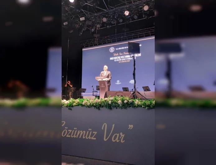 İzmir’den Hacı Bektaş Veli anma etkinliklerine 125 kişilik heyetle yoğun katılım sağlandı.