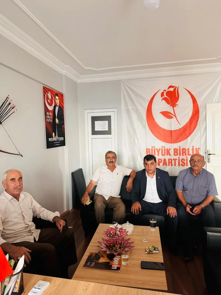 BBP Diyarbakır İl Başkanlığında muhtarlarla buluşma: Kentin sorunları ve vatandaşın talepleri masaya yatırıldı