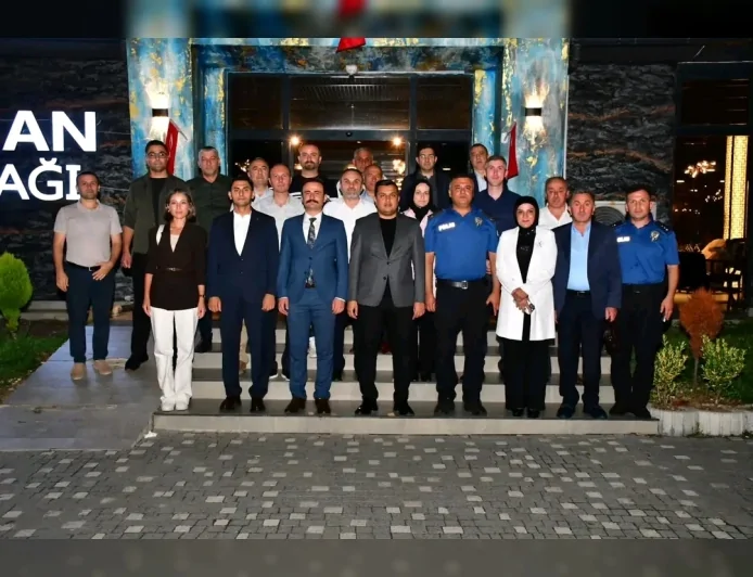Terme İlçe Emniyet Müdürü Ahmet Yıldız’a veda: Erzurum’a tayini çıkan müdüre hizmet teşekkürü