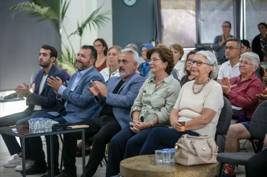 Güzelbahçe Belediyesi Sağlıklı Yaş Alma Merkezi yeni dönemini yoğun katılımla açtı
