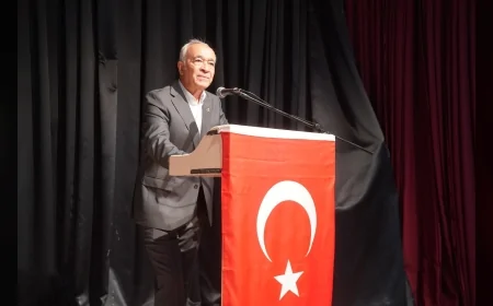 SEFERİHİSAR BELEDİYESİ, EGE GERİATRİ DERNEĞİ VE ÇAĞDAŞ KADINLAR PLATFORMU İŞ BİRLİĞİNDE 3. YAŞ ÜNİVERSİTESİ’NDE GÜZ DÖNEMİ BAŞLADI