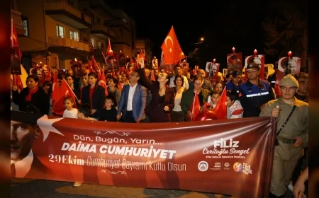 Efes Selçuk’ta Cumhuriyet’in 103. Yılı Mahmut Esat Bozkurt Anması, Fener Alayı ve Konserlerle Kutlanacak