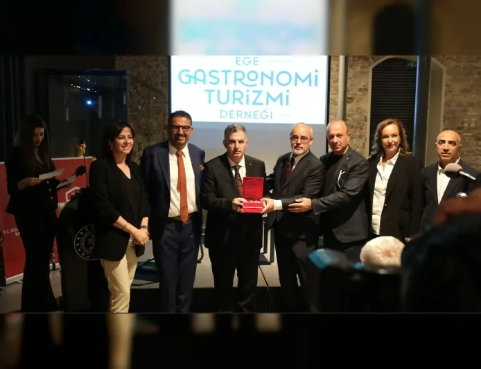 İzmir’de Türk Mutfağının Geleceği İçin Gastronomi Turizmi, Yerel Üretim ve Kültürel Miras Başlıklarında Güç Birliği Yapıldı