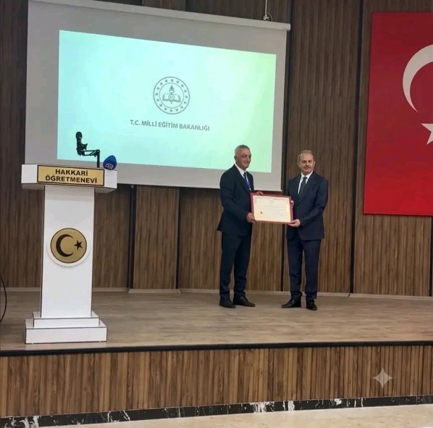 Terme Öğretmenevi Türkiye’de seçkin kurumlar arasına girdi: A Tipi Kurum Belgesi’ni Hakkari’de aldı