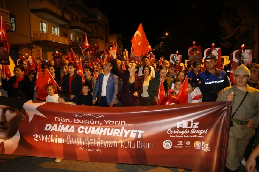 Efes Selçuk’ta Cumhuriyet’in 103. Yılı Mahmut Esat Bozkurt Anması, Fener Alayı ve Konserlerle Kutlanacak