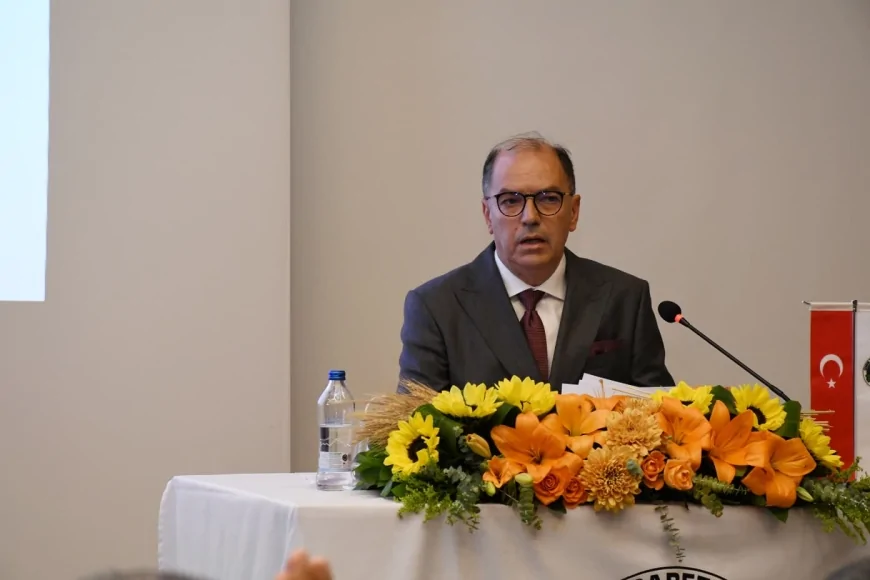 İzmir Ticaret Borsası Meclis Başkanı Bülent Uçak: “Pamuk ekim alanları yüzde 47 azalarak son 75 yılın en düşük seviyesinin de altına geriledi”