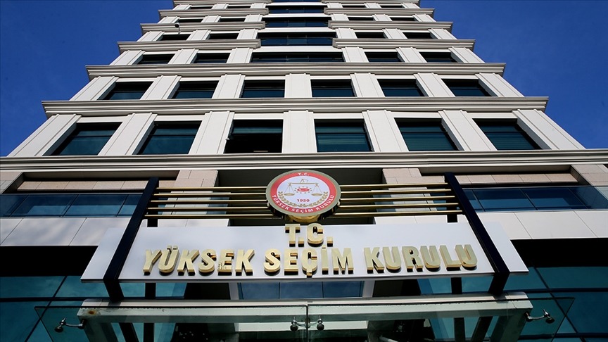 26 SİYASİ PARTİ, YÜKSEK SEÇİM KURULUNA (YSK)  MİLLETVEKİLİ ADAY LİSTELERİNİ VERDİ.