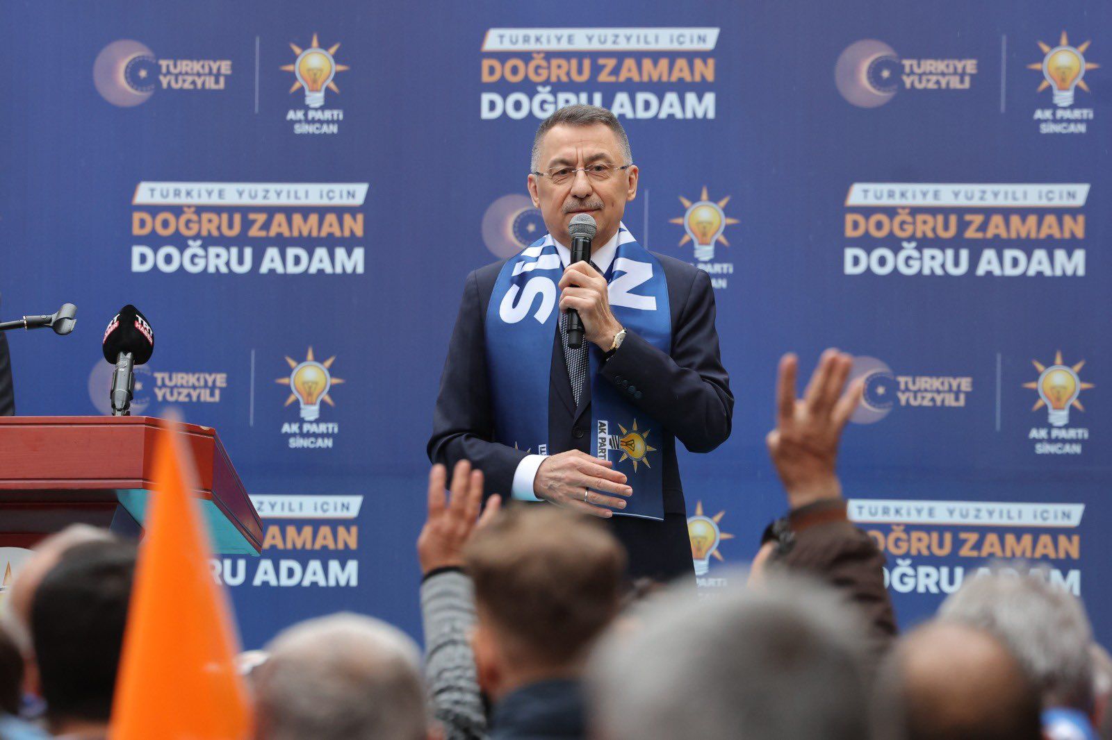 AK PARTİ SİNCAN SEÇİM BÜROSU CUMHURBAŞKANI YARDIMCISI FUAT OKTAY’IN KATILIMIYLA AÇILDI