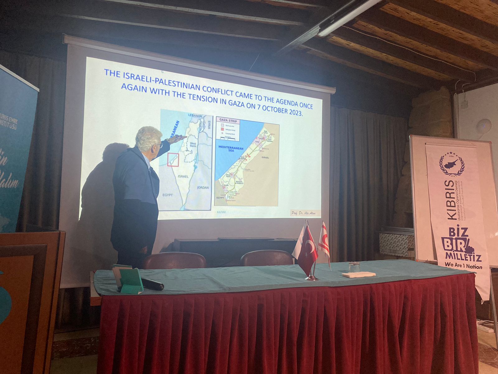 Ata Atun’un Kıbrıs ve Filistin benzerliği konferansı