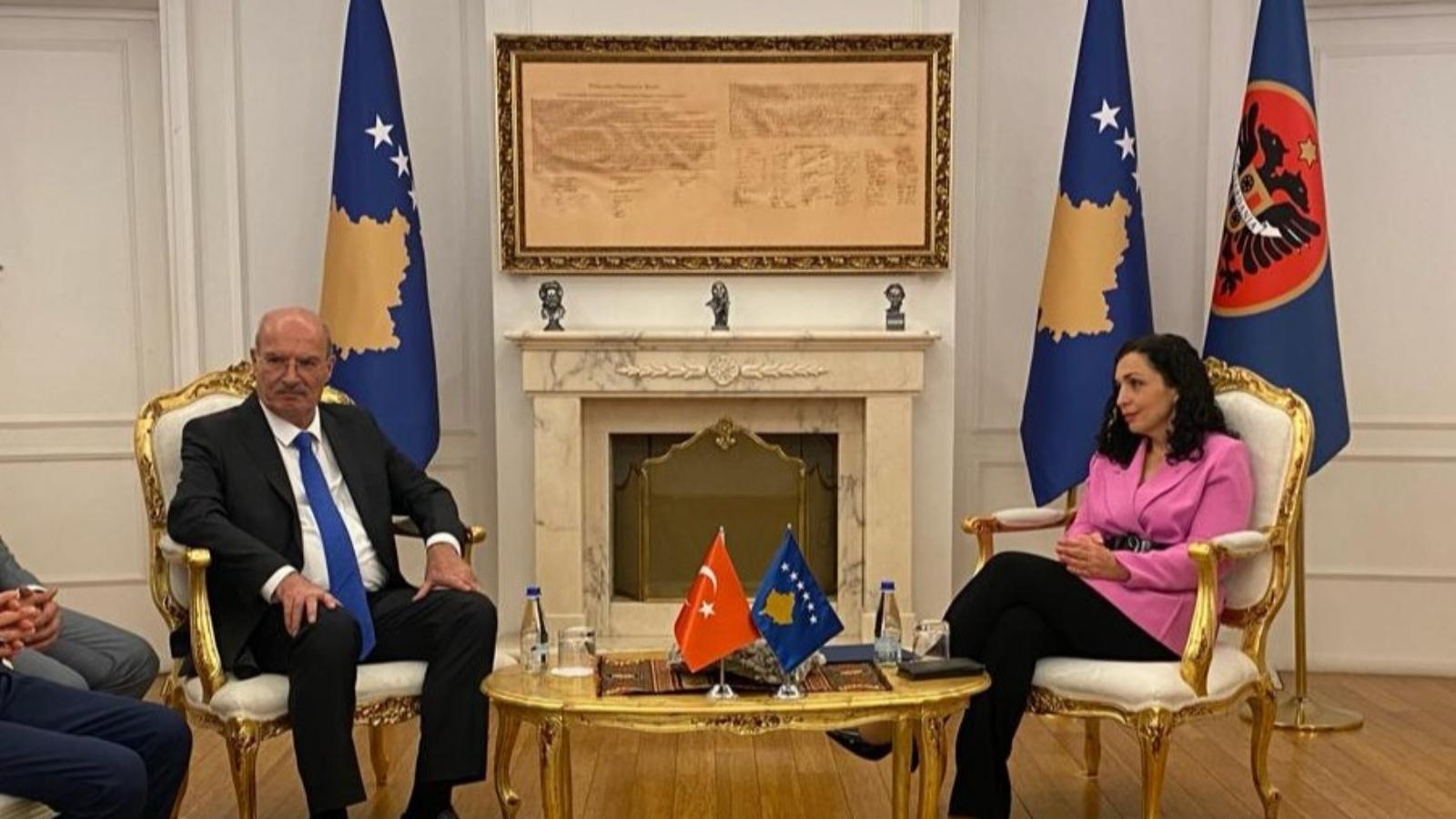 ATO Başkanı Baran ve Beraberindeki Heyet Kosova Cumhurbaşkanı Sadriu’yu Ziyaret Etti