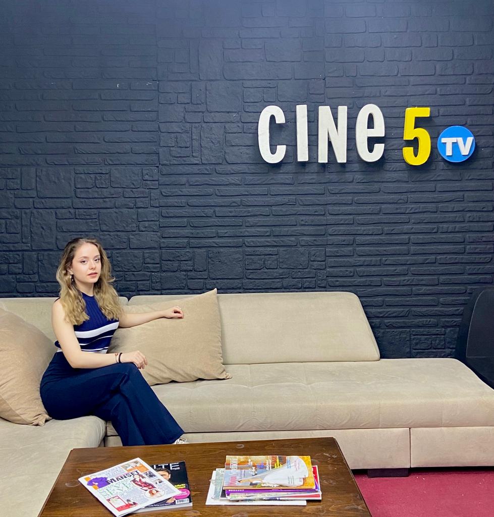 Aysu Soydaş Genç Reklamcı Cine5 TV’de!