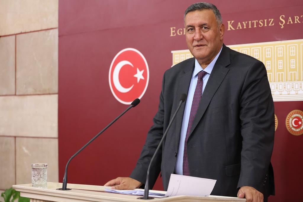 Bakan Kirişçi, ‘Akıllı Traktör Projesinin’ akıbetini açıklayamadı      