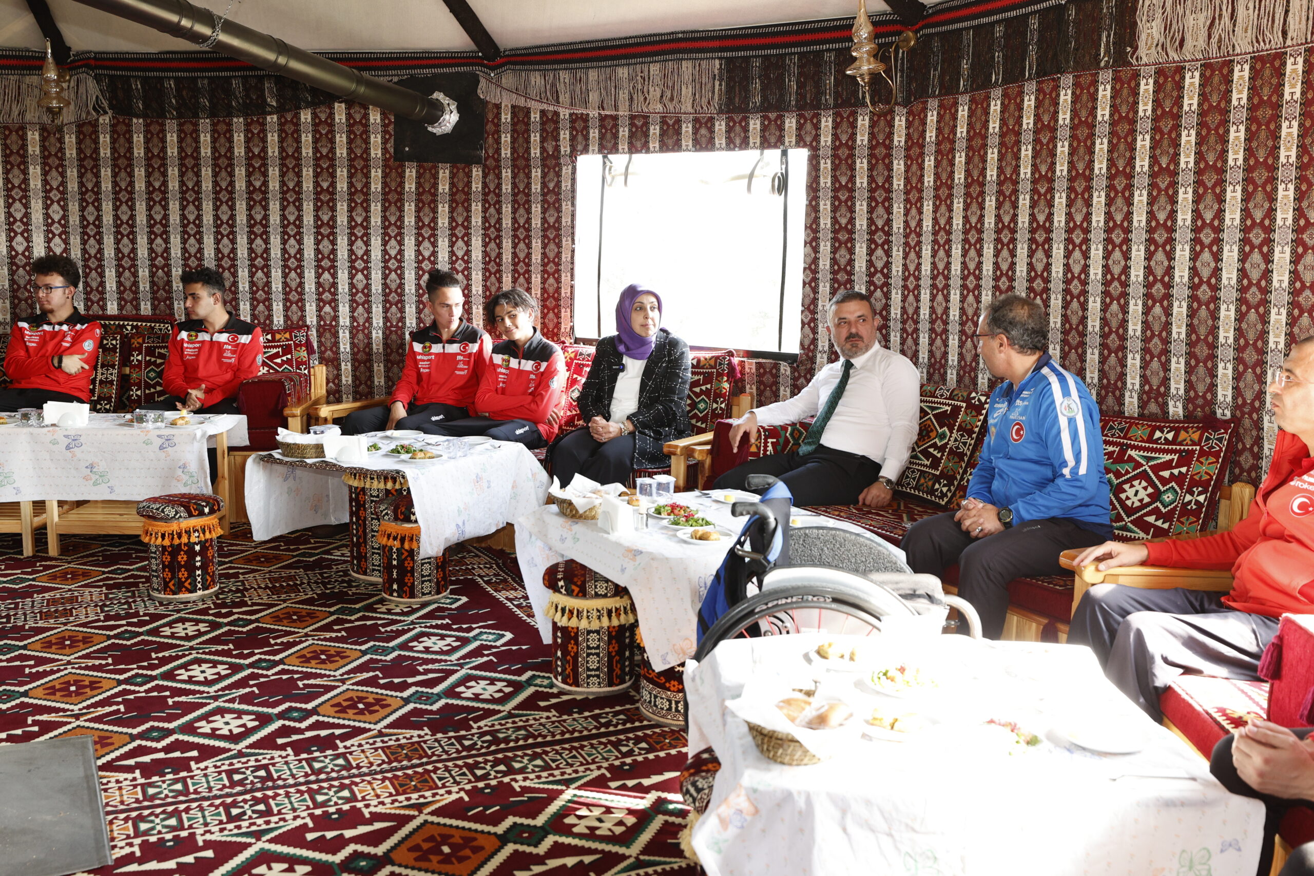 BAŞKAN ERCAN AMPUTE FUTBOL TAKIMINI EKO-ÇİFTLİK’TE AĞIRLADI