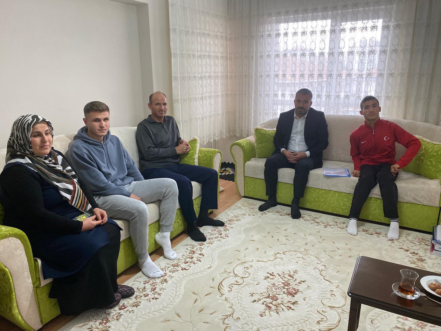 Başkan Ertuğrul Çetin Sıkı Takipçisini Kırmadı