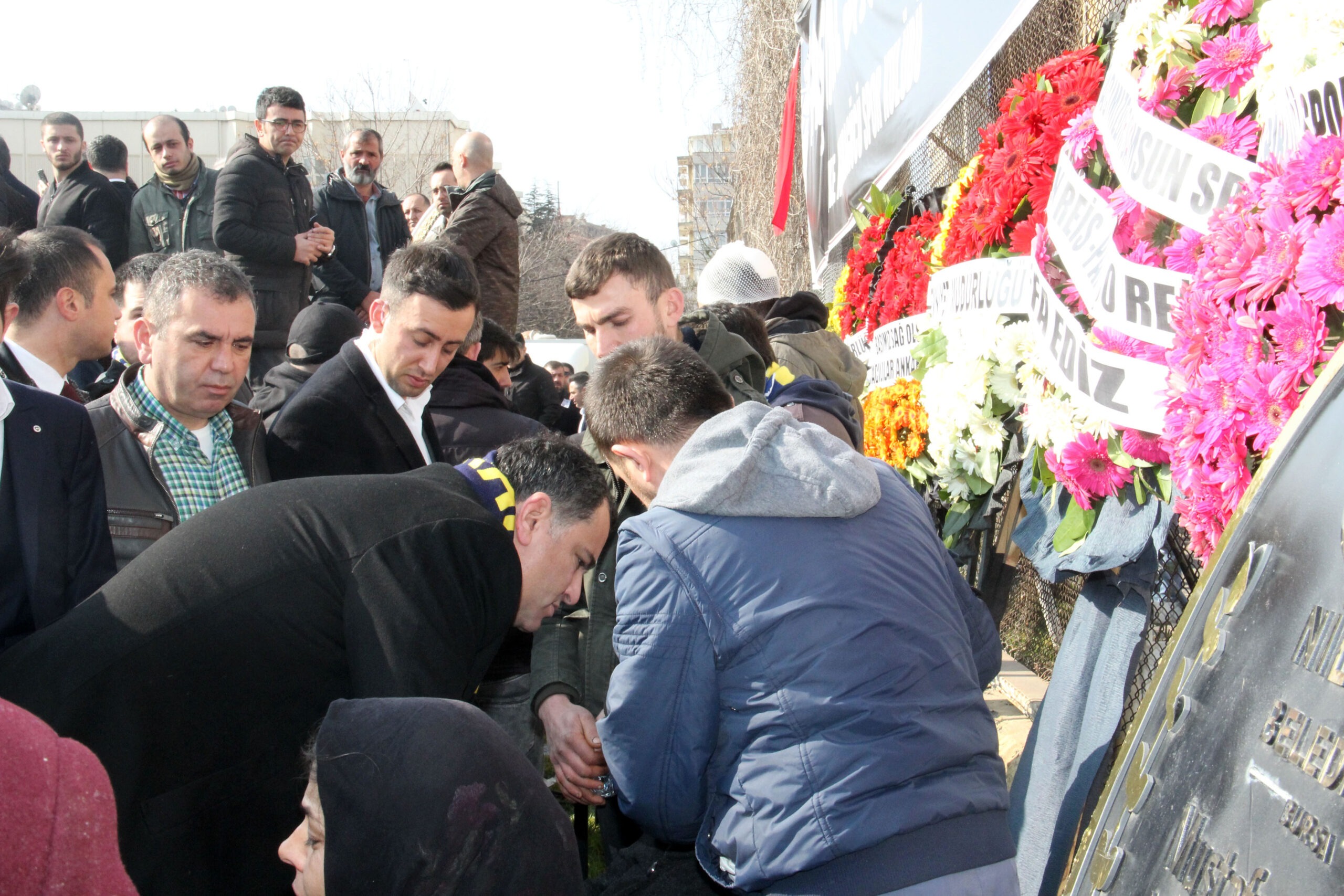BAŞKAN TAŞDELEN ANKARAGÜCÜ'NÜ YALNIZ BIRAKMADI