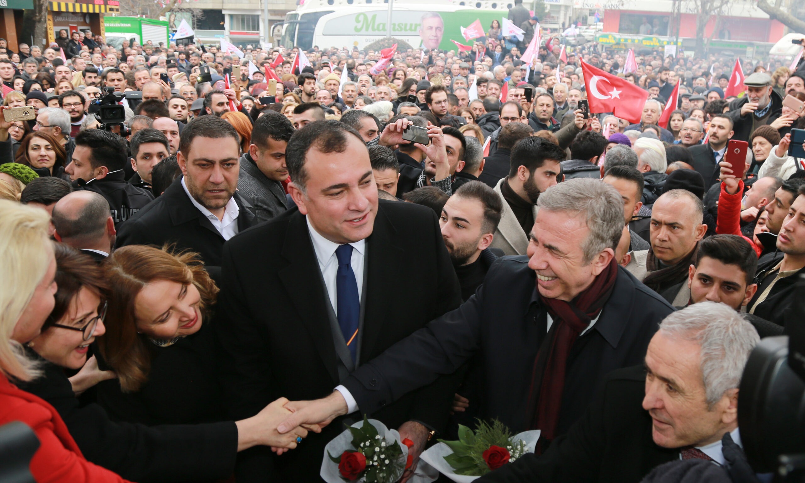 BAŞKAN TAŞDELEN KUĞULUPARK’TA HALK İLE BULUŞTU