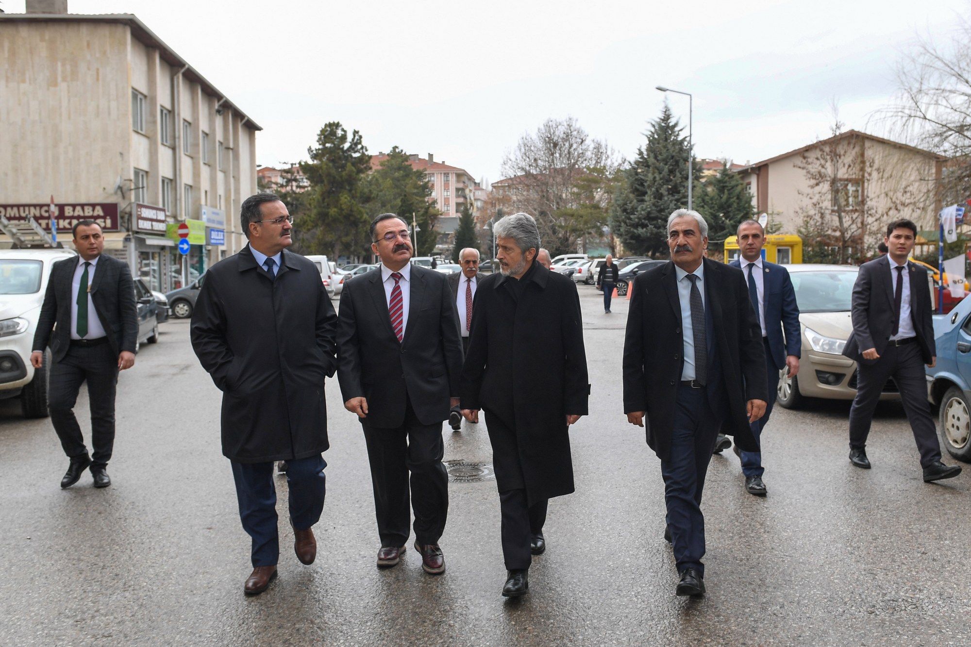 BAŞKAN TUNA ÇUBUK'TA...