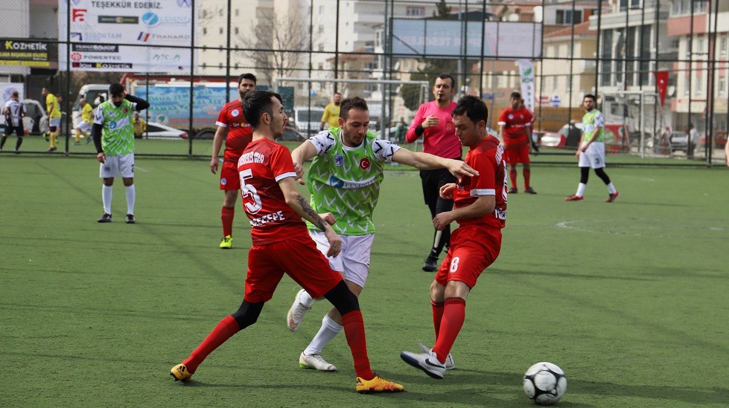 Berberler Emeğe Saygı Futbol Turnuvası başladı