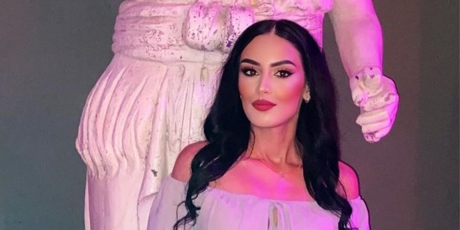 BETÜL ÇETİNKAYA KABİN MEMURLUĞUNDAN SUNUCULUĞA GEÇİŞ