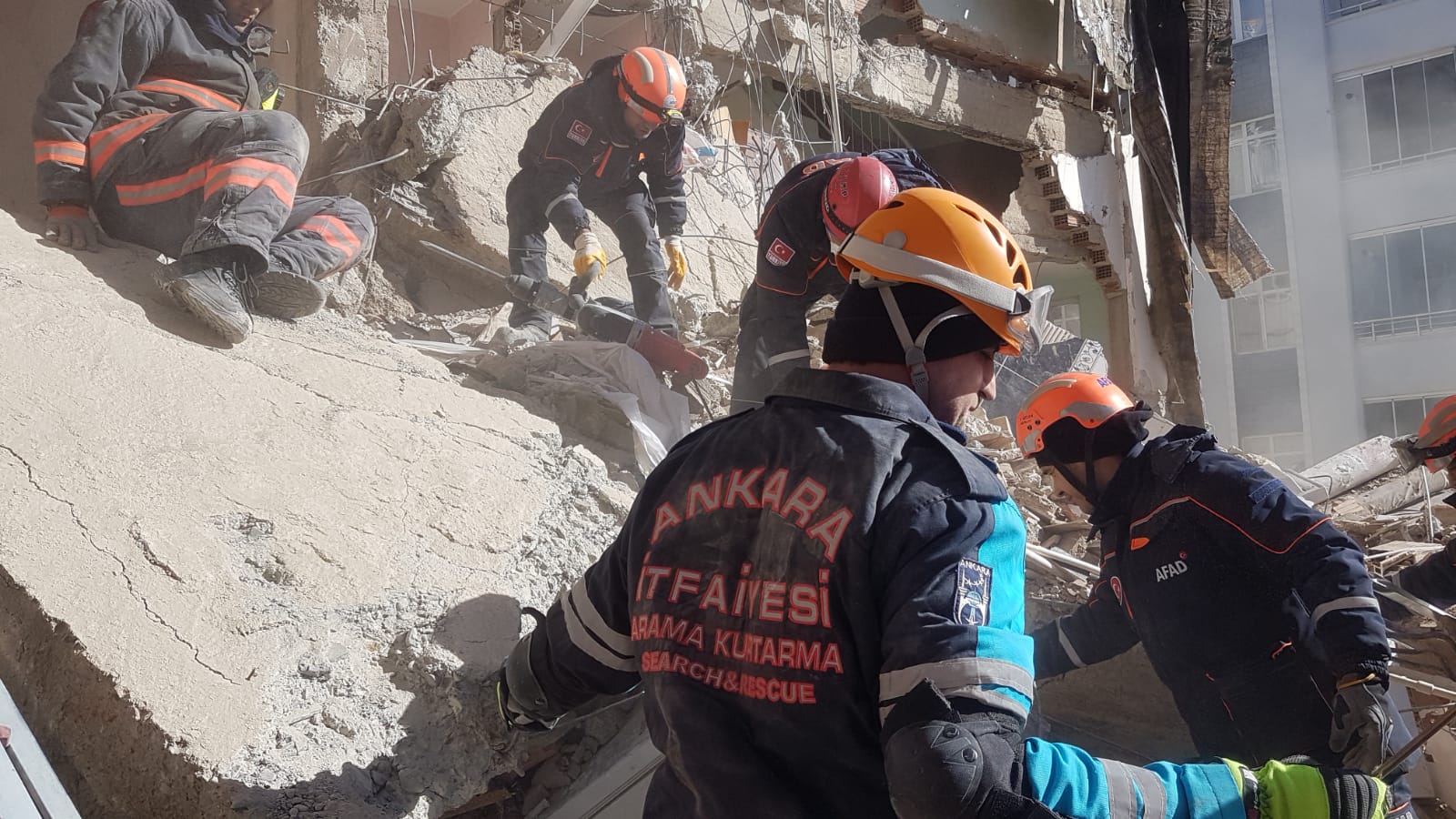 BÜYÜKŞEHİR AFET ANKETİ SONUÇLANDI: ANKARALILARIN AFET DUYARLILIĞI TÜRKİYE ORTALAMASININ ÜSTÜNDE