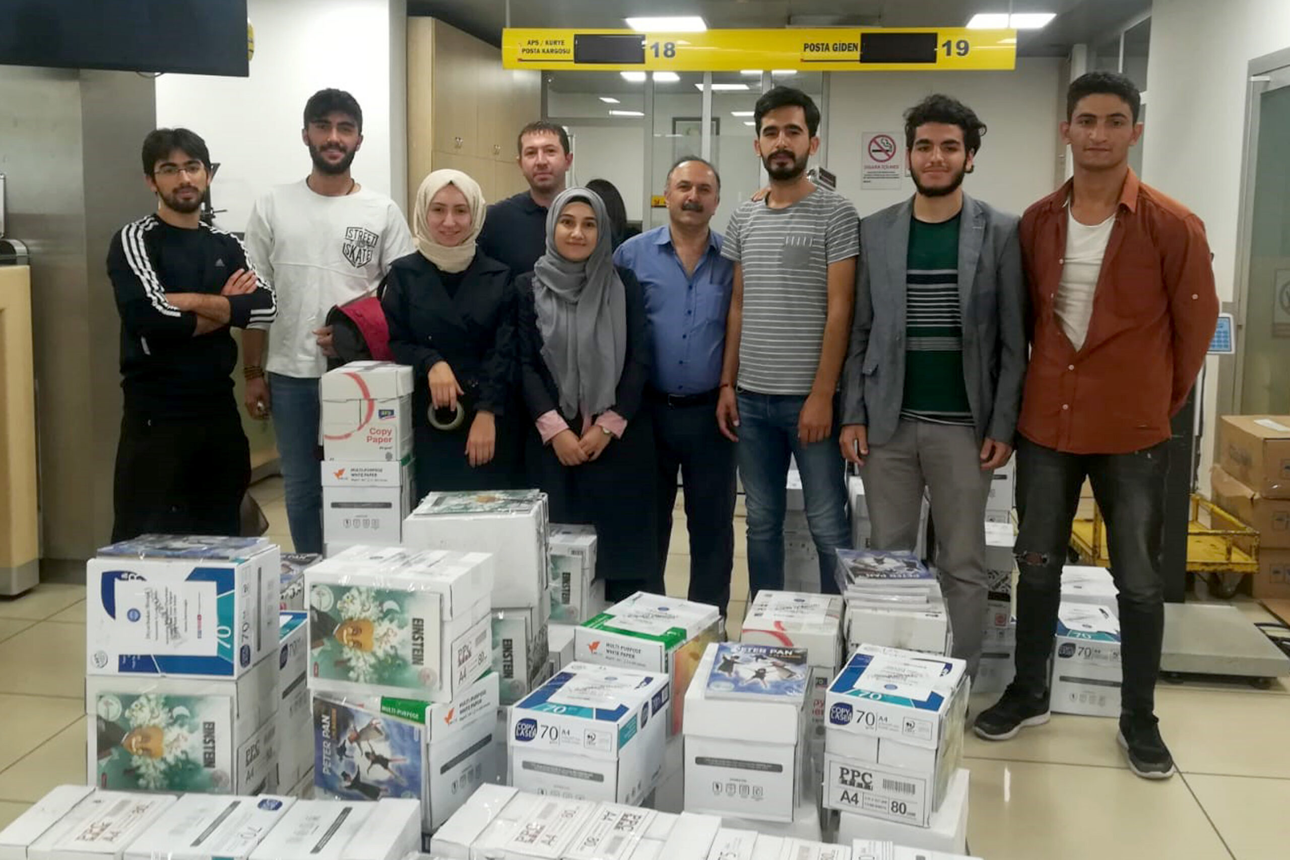 ÇANKAYALI GENÇLERDEN EL ELE KİTAP SEFERBERLİĞİ