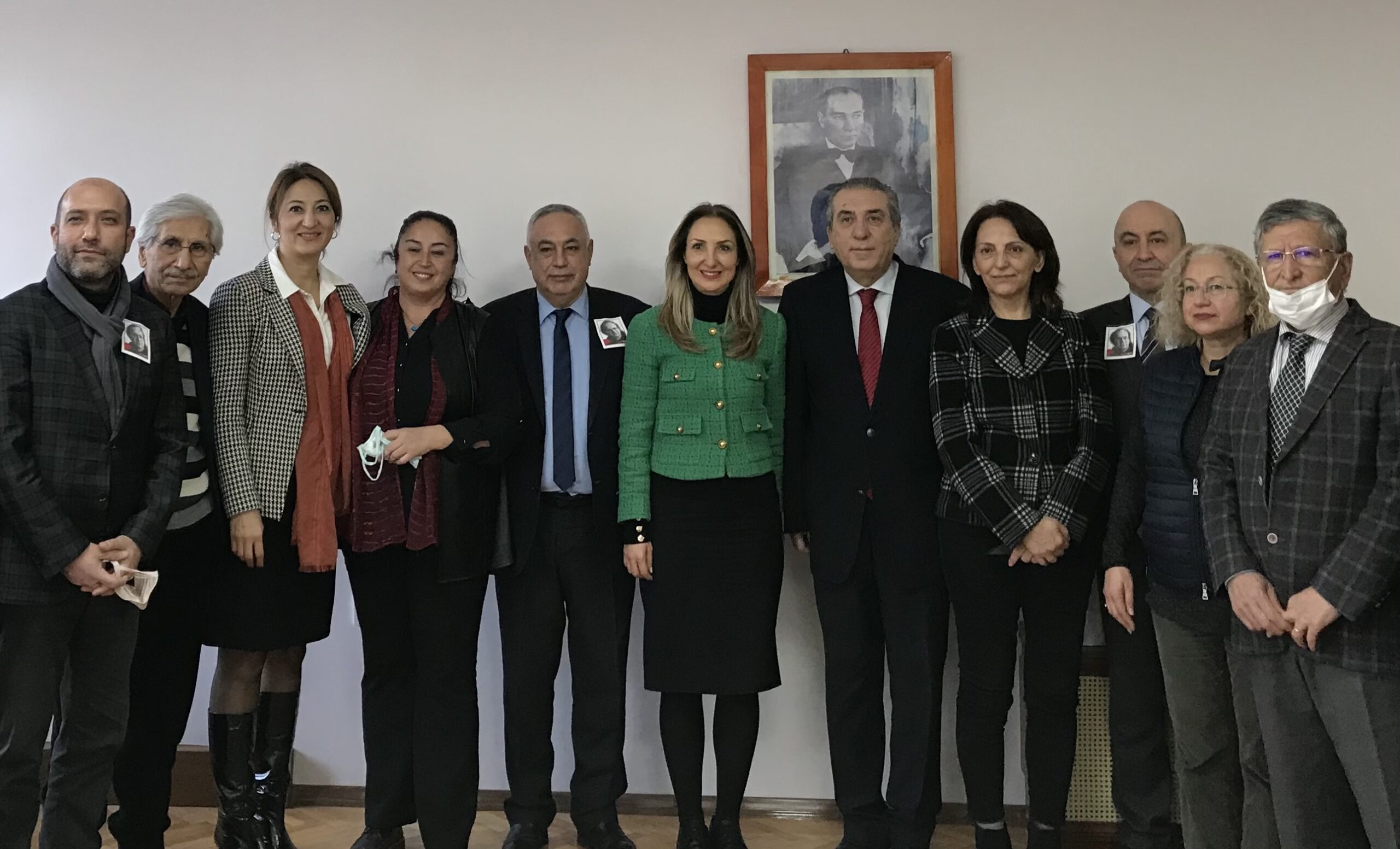 CHP Kadın Kolları Genel Başkanı Aylin Nazlıaka SDD’yi ziyaret etti…