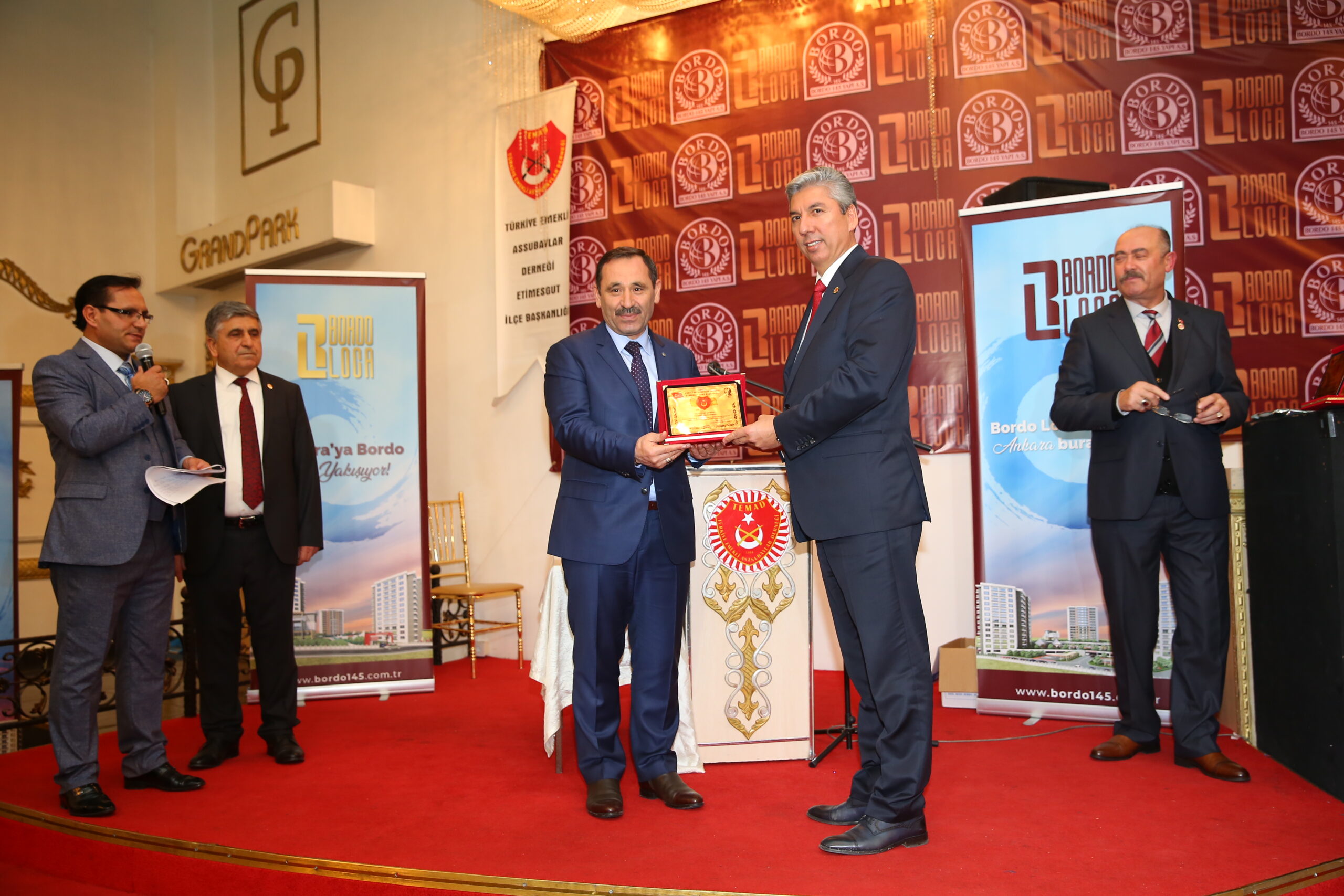 Demirel: Birliğiniz, beraberliğiniz daim olsun