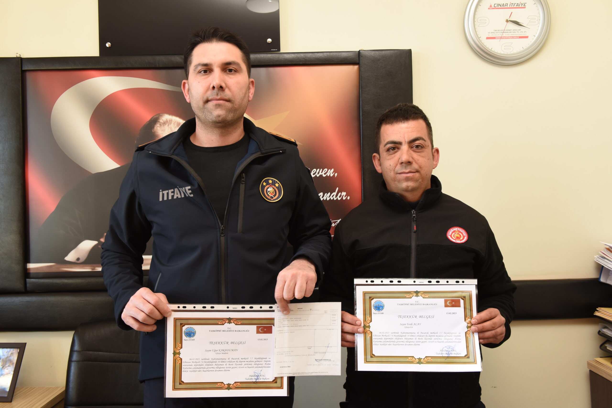 Deprem Bölgesindeki harcırahlarını depremzedelere bağışladılar