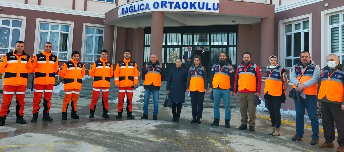 DEPREM TATBİKATI YAPTILAR...