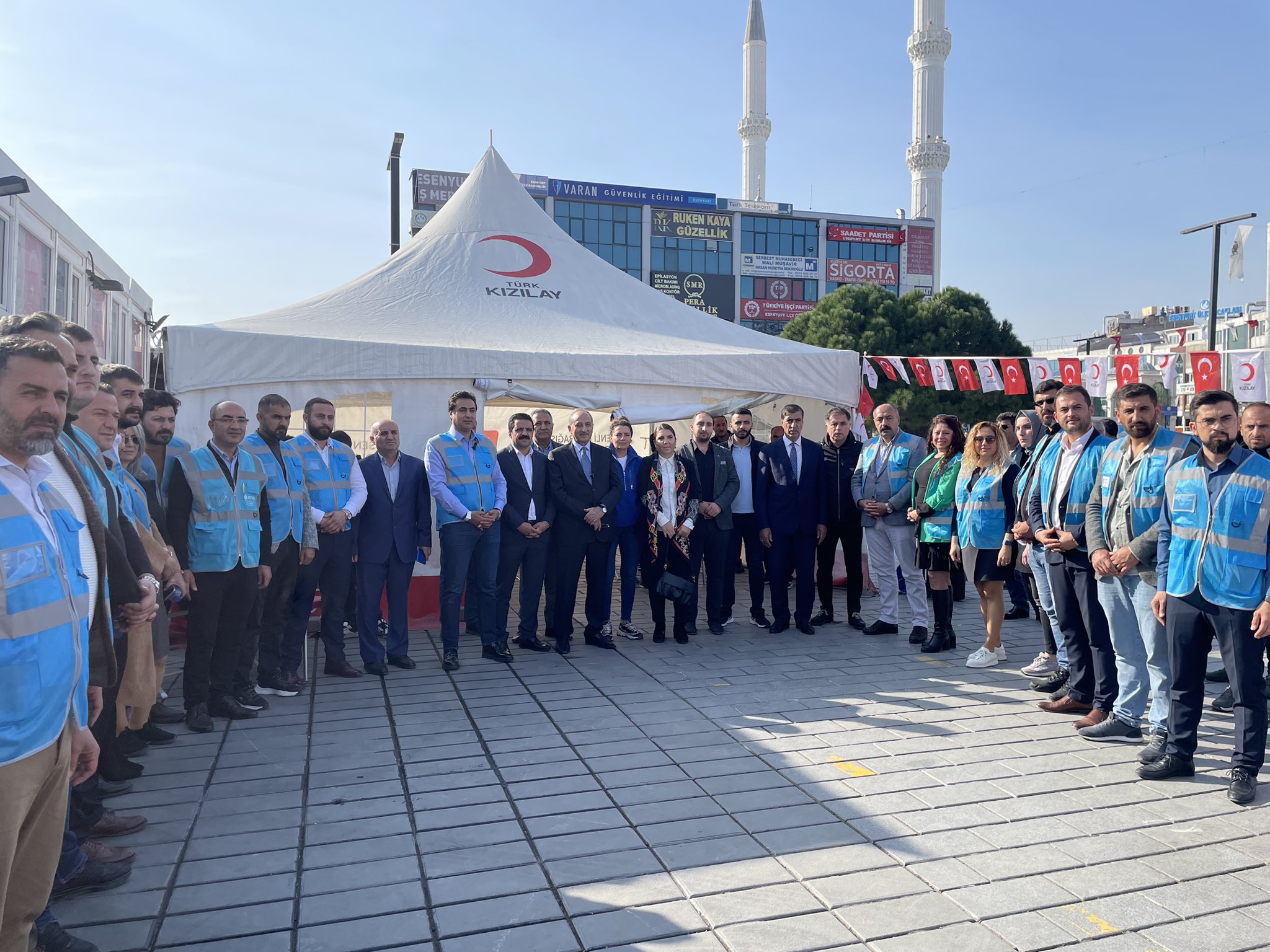 DEVA Partisi'nden kan bağışı etkinliği