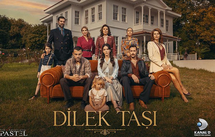 Dilek Taşı dizisinden bir afiş daha!