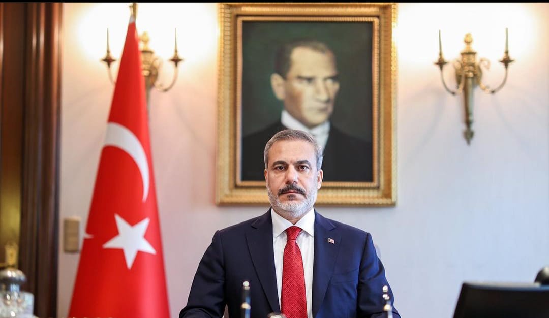 DIŞİŞLERİ BAKANI HAKAN FİDAN, BÜYÜKELÇİLERE GÖREVLERİNİ TEBLİĞ ETTİ