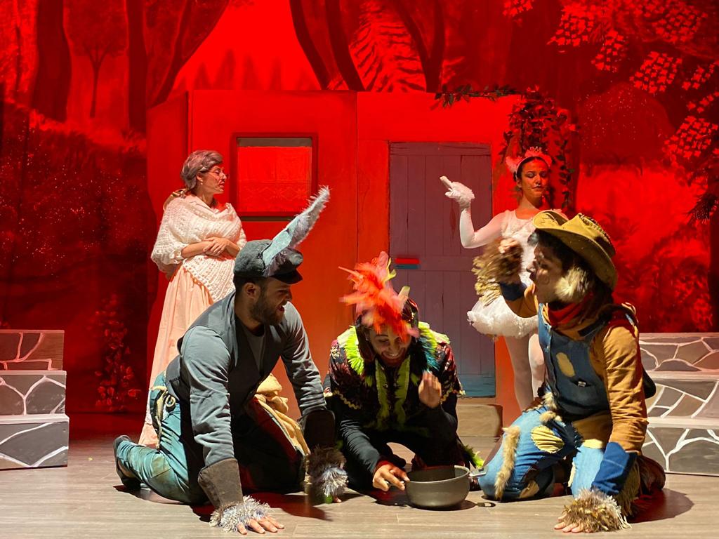 DİTTO OYUNCULUK AKADEMİSİ İLK ÜRÜNÜNÜ VERDİ