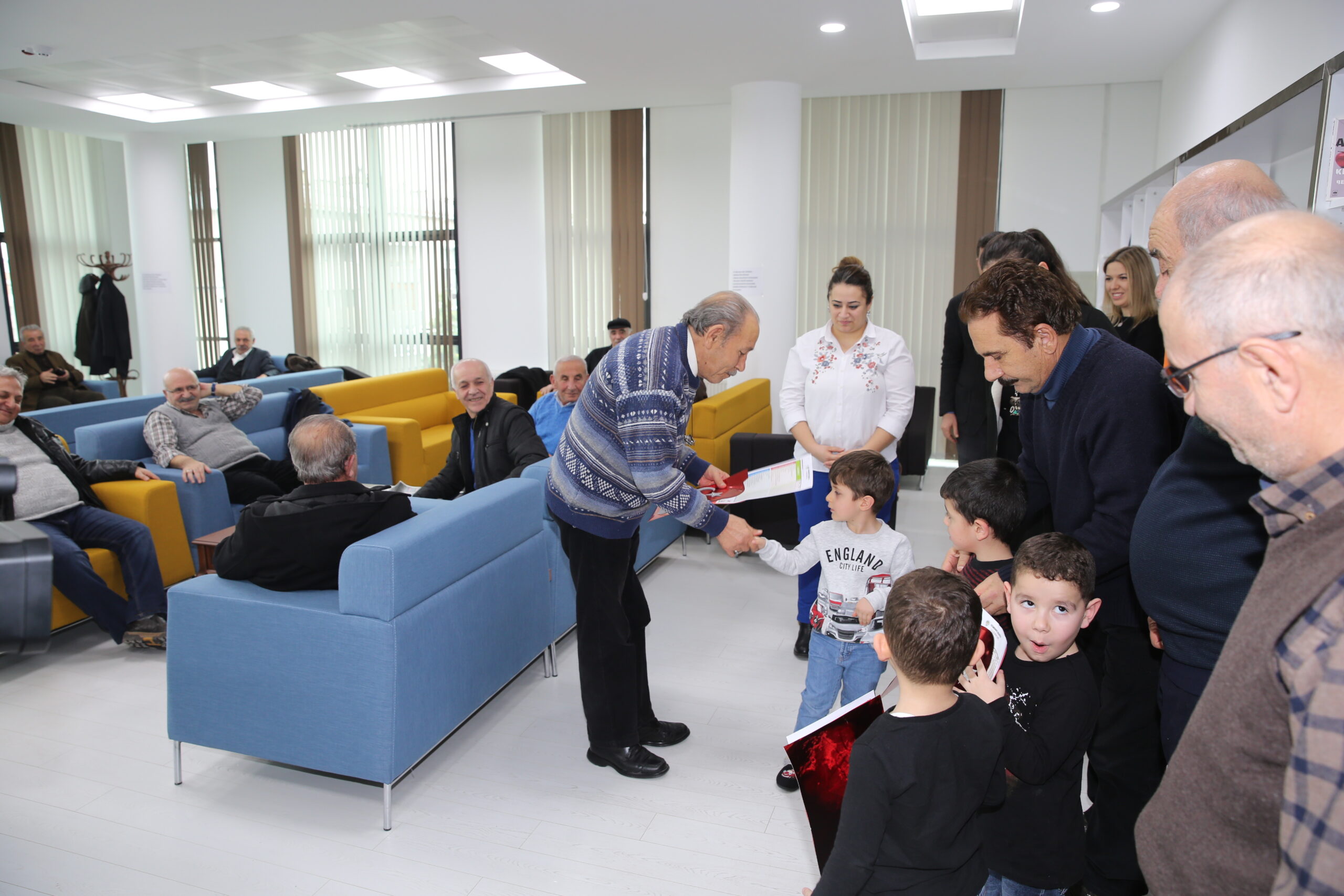 EMEKLİ ÖĞRETMENLERE KARNE SÜRPRİZİ