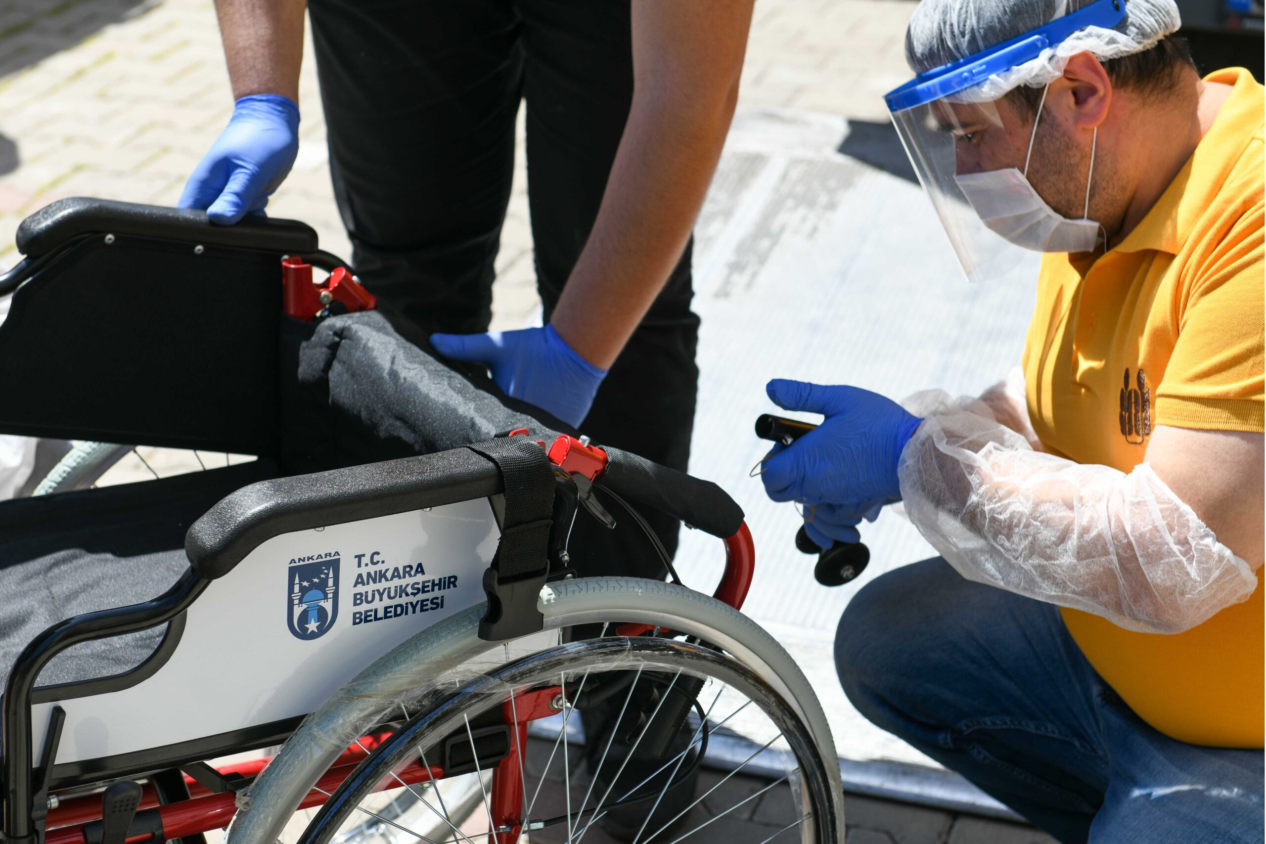 ENGELLİLER HAFTASINA ÖZEL TEKERLEKLİ SANDALYE DESTEĞİ