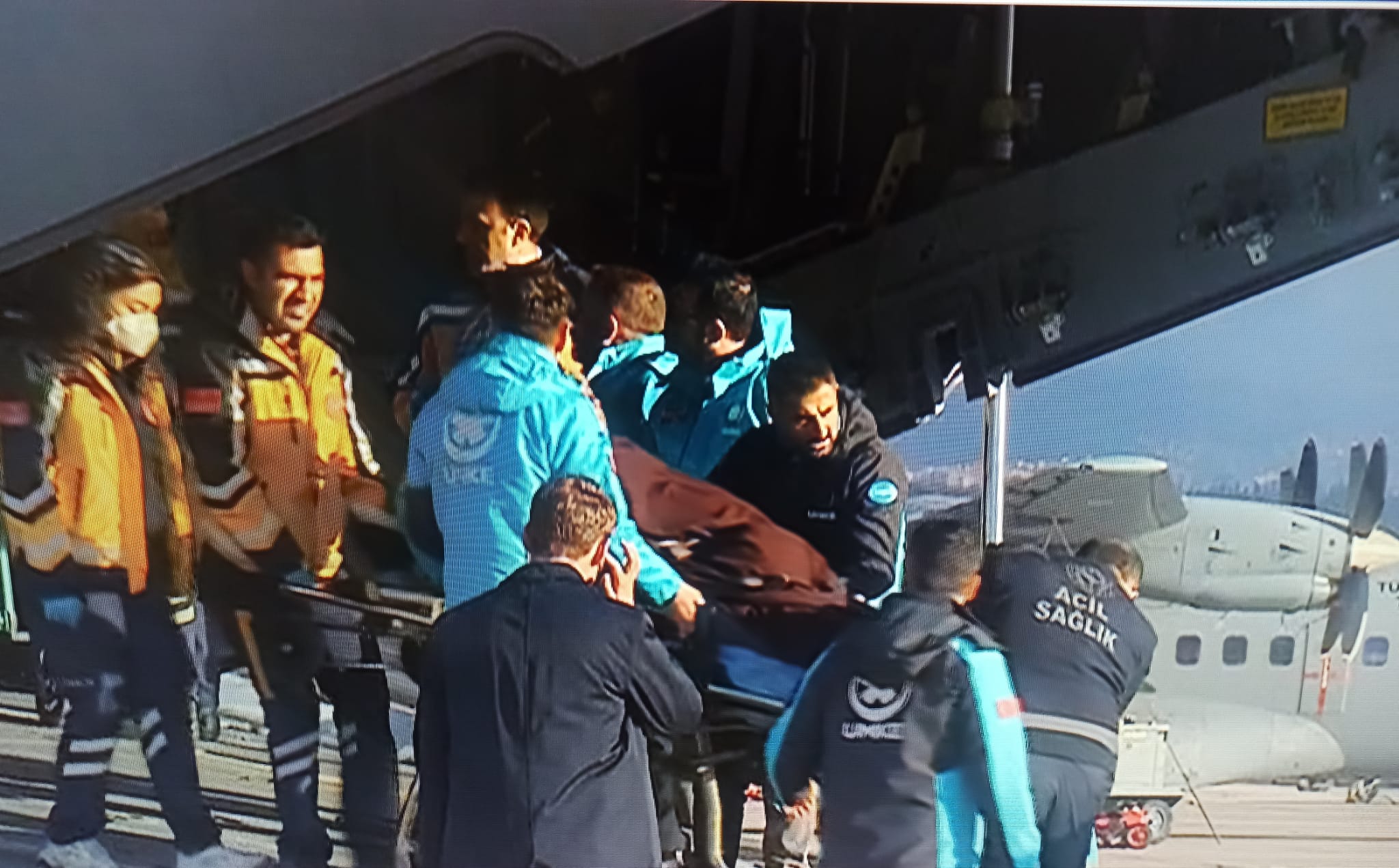 GAZZEDEKİ HASTALARIN İKİNCİ GURUBU GELDİ