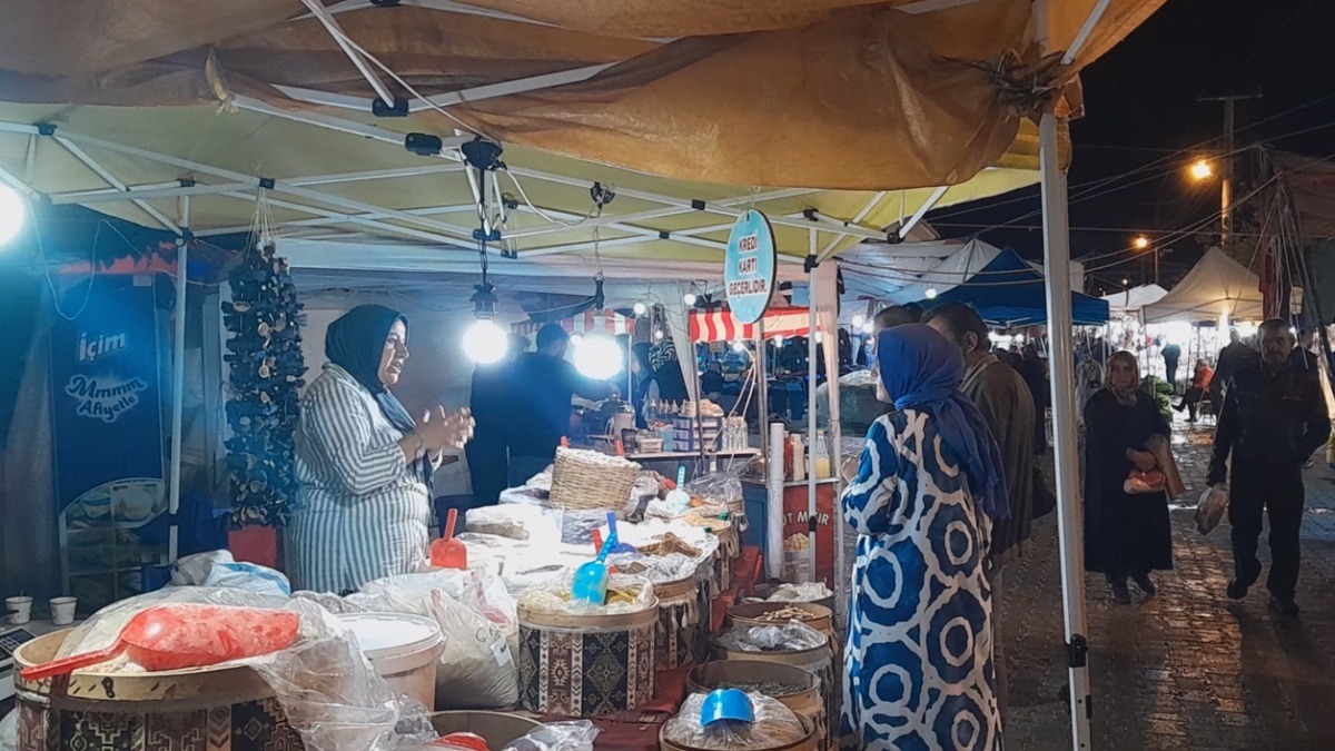 Geleneksel Pazaryeri Panayırı ilçeye renk kattı