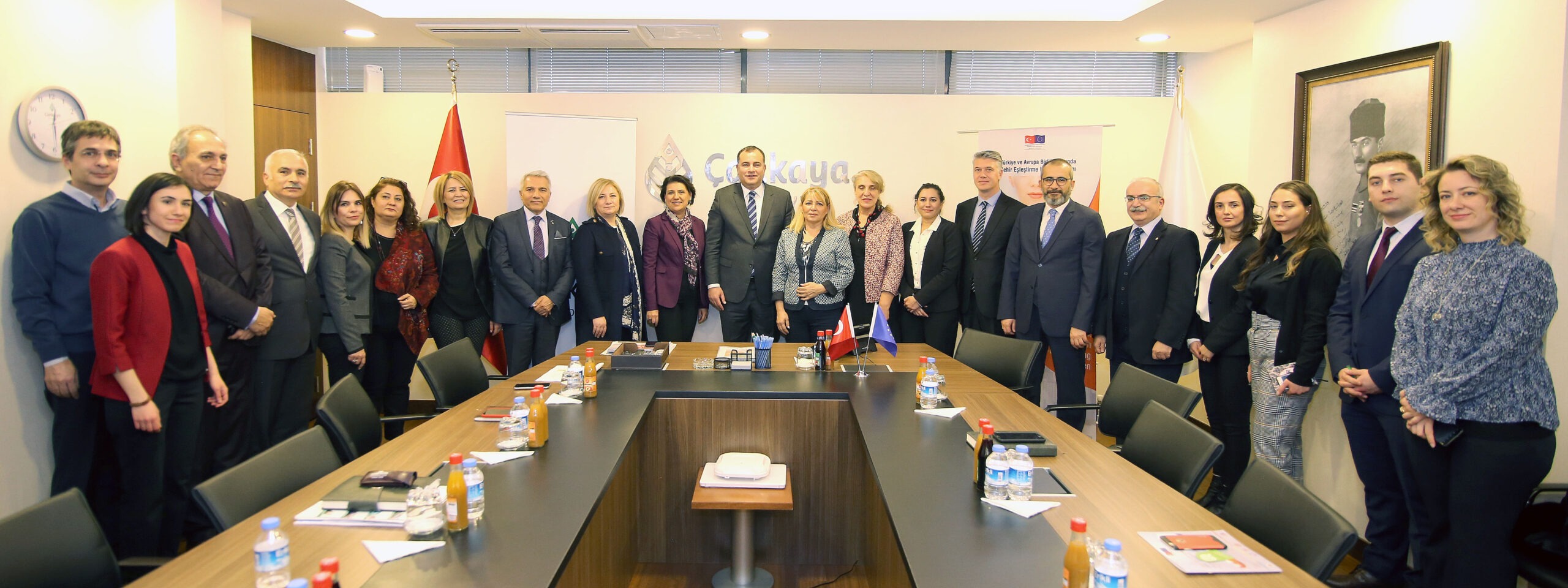 GÜÇLÜ KADINLAR DİRENÇLİ KENTLER