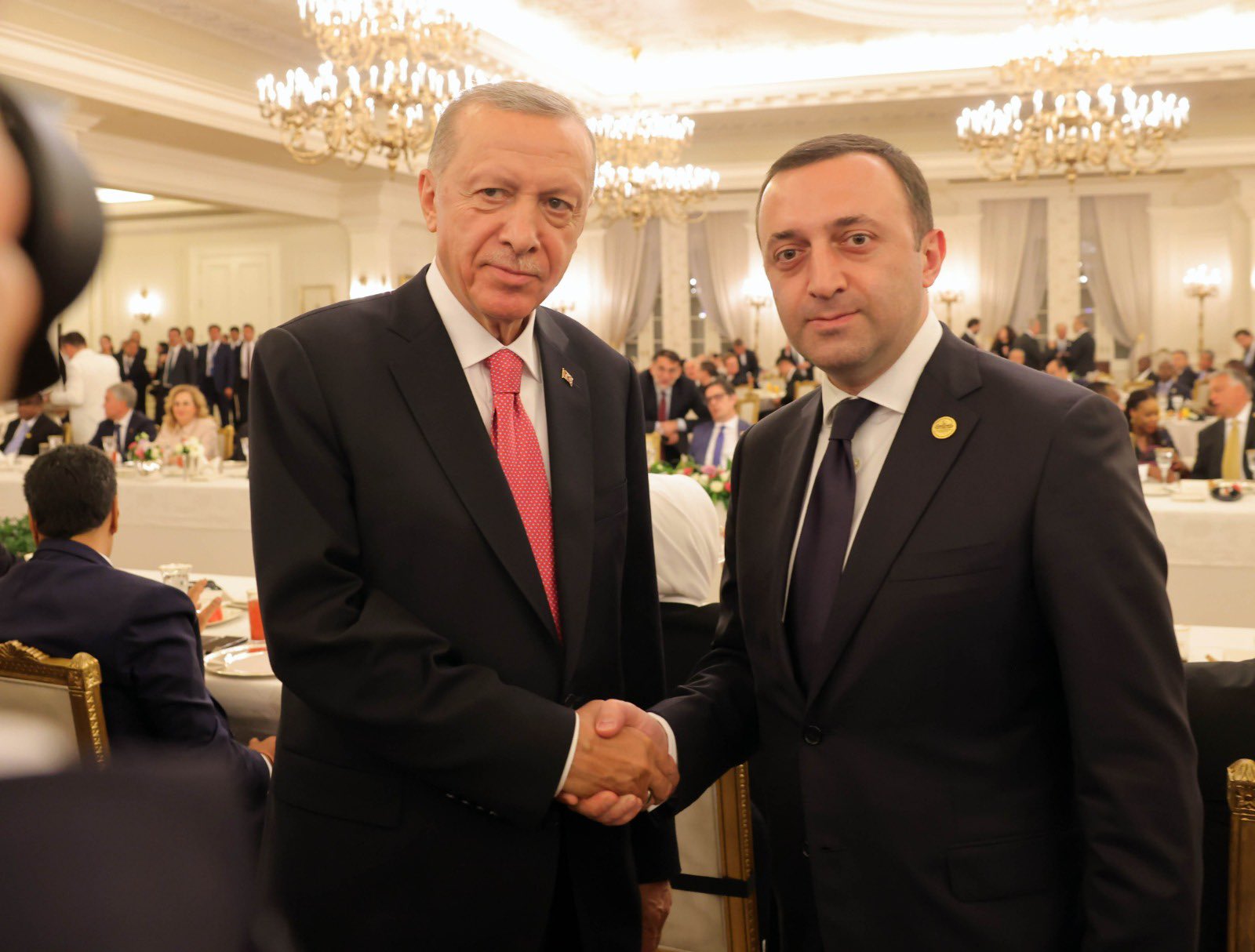 GÜRCİSTAN BAŞBAKANI  CUMHURBAŞKANINI RECEP TAYYİP ERDOĞAN'I TEBRİK ETTİ