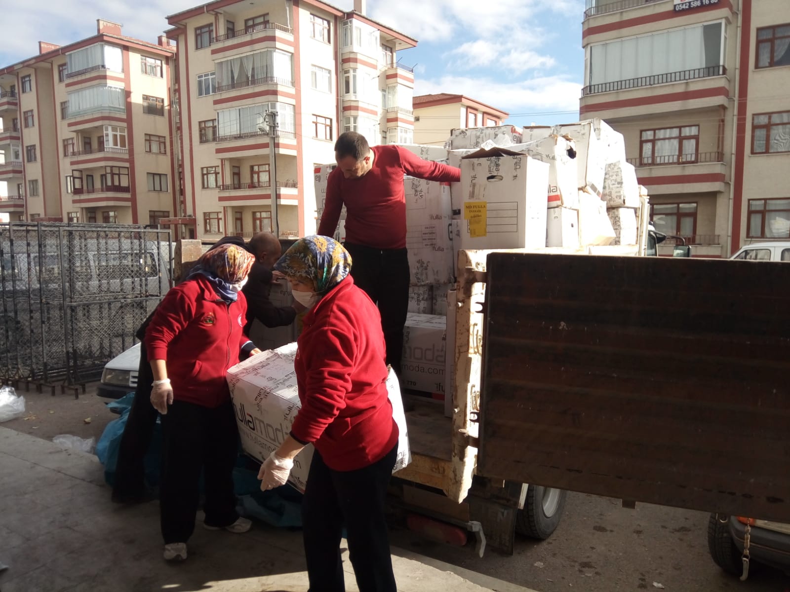 Hayırseverlerden Sevgi Evi’ne Destek Devam Ediyor...