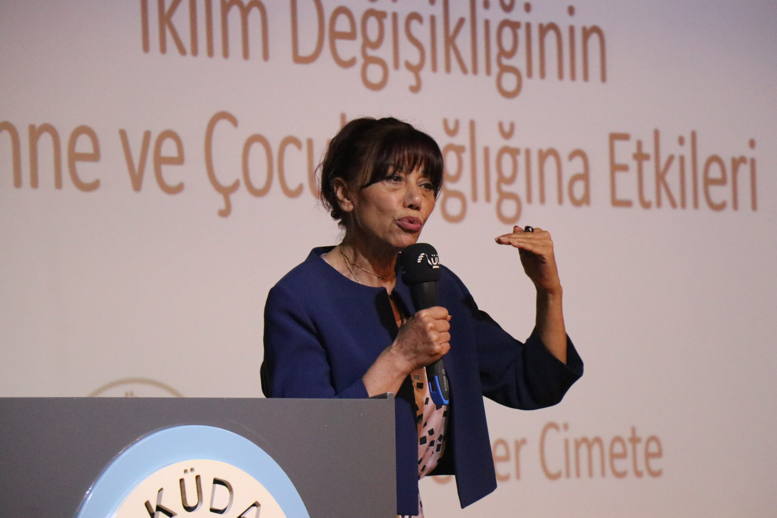 İklimciler şefkat ve nezaket kavramını hemşirelerden ödünç almalı