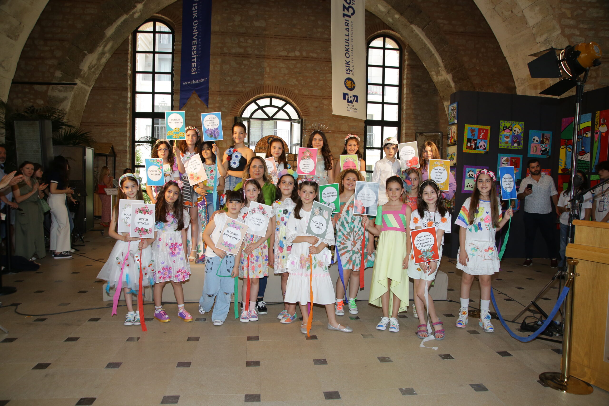 Işık’ta Sanat Var