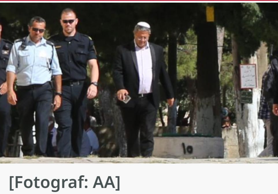 İSRAİLLİ FAŞİST BAKAN BEN _GVİR ,MESCİD-İ AKSAYA BASKIN YAPTI